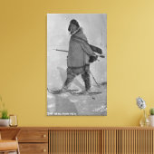 Alaskan Seal Hunter met Snowschoenen Foto Canvas Afdruk (Insitu (Woonkamer))
