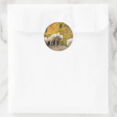 Alaskan White Wolves in het bos Ronde Sticker (Tas)