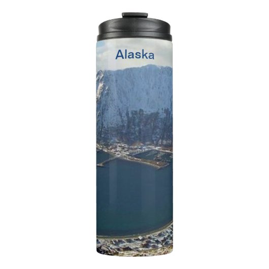 Alaskisch berggebied en stad eronder thermosbeker (Voorkant)