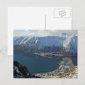 Alaskische bergketen en stad eronder briefkaart (Voorkant / Achterkant)