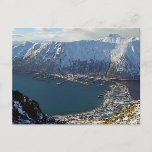 Alaskische bergketen en stad eronder briefkaart (Voorkant)