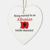 Albanees bouwkenmerk keramisch ornament (Links)