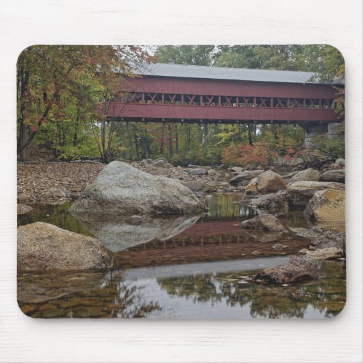 Albany Bridge, net buiten de Kancamagus Muismat (Voorkant)
