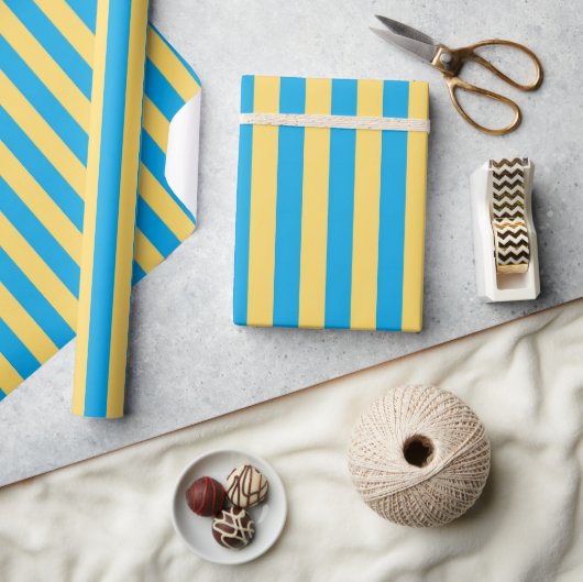 Albatros blauw en geel gestreept inpakpapier (Crafts)