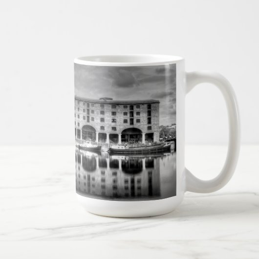 Albert Dock Liverpool Reflections Koffiemok (Rechts)