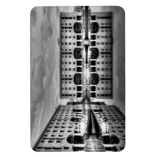 Albert Dock Liverpool Reflections Magneet (Verticaal)