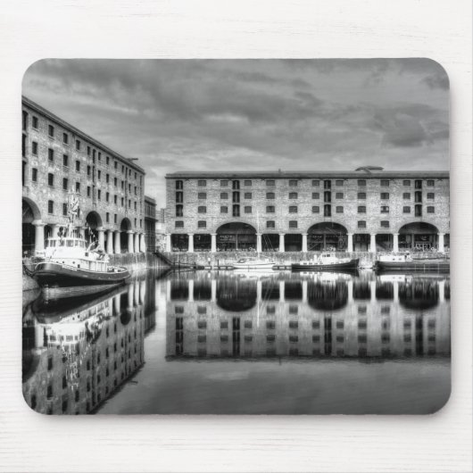 Albert Dock Liverpool Reflections Muismat (Voorkant)