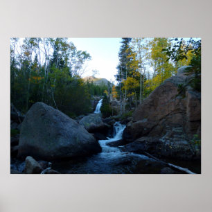 Alberta Falls bij zonsopgang in de Rocky Mountains Poster