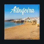 Albufeira in de Algarve in Portugal Magneet<br><div class="desc">Schattige en stijlvol design met foto's van het prachtige strand van Albufeira in de Algarve in Portugal. Deze Albufeira in de Algarve in Portugal Souvenir Magnet zal een perfect gepersonaliseerd cadeau zijn.</div>