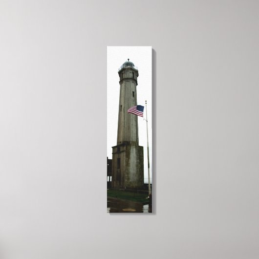 Alcatraz Island Lighthouse & Flag Vertical Canvas Afdruk (Voorkant)