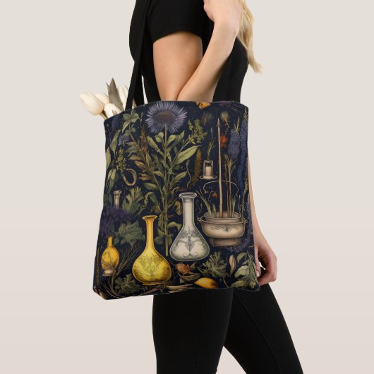 Alchemy Magic Herbs Tote Bag (Dichtbij)