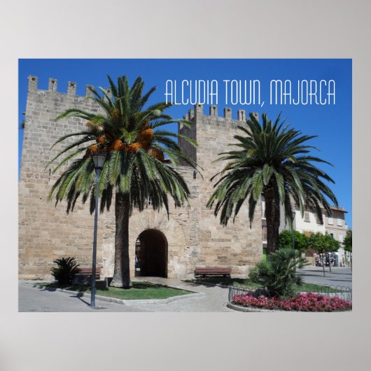 Alcudia Old Town Scene Mallorca Spanje Poster (Voorkant)