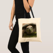 Aldabra Tortoise Feeding Tote Bag (Voorkant (product))