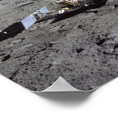 Aldrin kijkt terug op Tranquility Base Poster (Hoek)