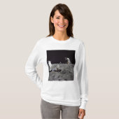Aldrin kijkt terug op Tranquility Base T-shirt (Voorkant volledig)