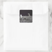 Aldrin kijkt terug op Tranquility Base Vierkante Sticker (Tas)