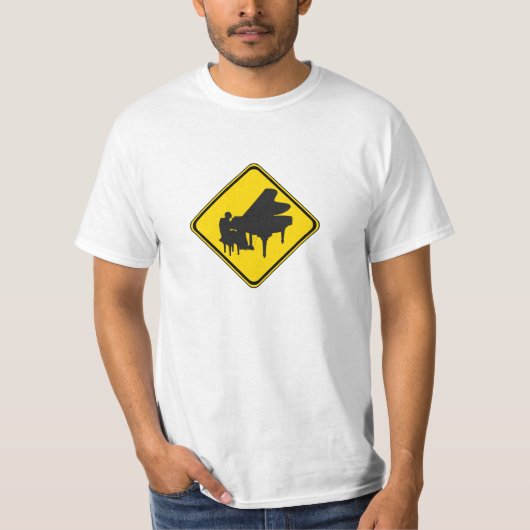 Alert: Piano Player Ahead. T-shirt (Voorkant)