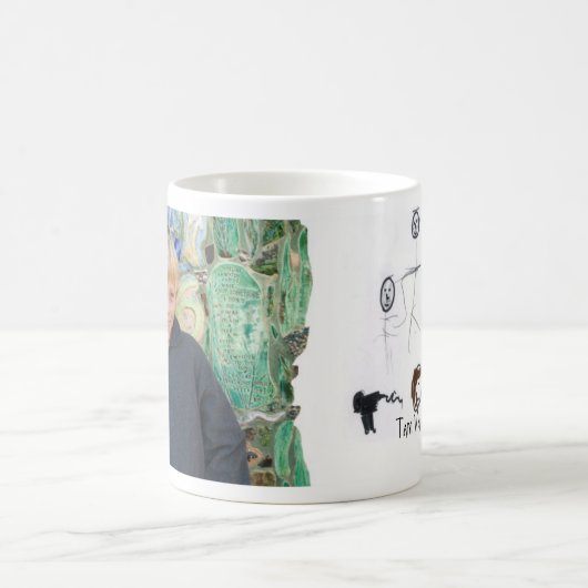 Alex Lavine Mok (Center)