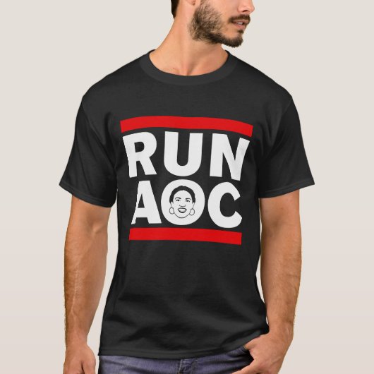 Alexandria Ocasio Cortez AOC Mannen Donker T-shirt (Voorkant)