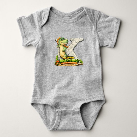 🦖✨ Alfabet Dino “K” Baby Jersey Bodysuit (Voorkant)