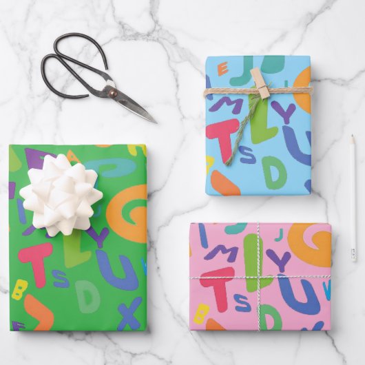 alfabet letters design wrapping paper (Voorkant)
