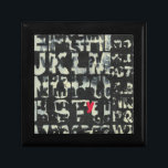 Alfabet schilderen door Norman Wyatt Cadeaudoosje<br><div class="desc">Als je graag kijkexamens neemt,  dan is dit schilderij voor je! De letter van het engelse alfabet wordt over elkaar geheven,  bijna verduisterd in dit schilderij van Norman Wyatt. De letter Y staat voor bedankt naar de roze kleur.</div>