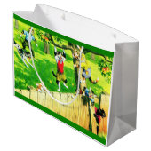 Alfred Mainzer klimt een appelboom Groot Cadeauzakje (Achterkant Gekanteld)