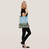 Alfred Sisley - De weide Tote Bag (Op model)