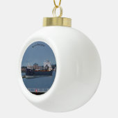 Algoma Enterprise ball of snowflake ornament (Rechts)