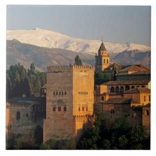 Alhambra; Granada; Andaslusie, Spanje, Sierra Tegeltje