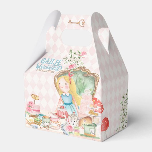 Alice Adventures in Woderland Verjaardags Tea Part Bedankdoosjes (Voorkant Zijde)
