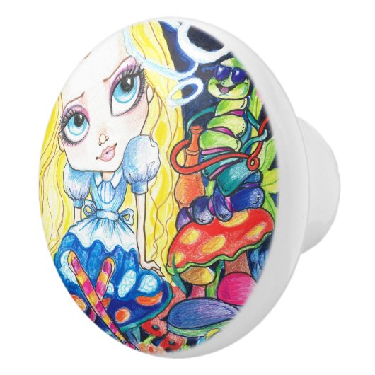 Alice en de keramische knop van de Caterstone (Rechts)