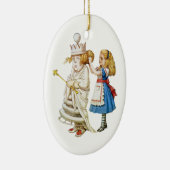Alice en de Witte Koningin in Wonderland Keramisch Ornament (Rechts)