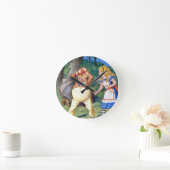 Alice en een boze Tweedledum in Wonderland Ronde Klok (Huis)