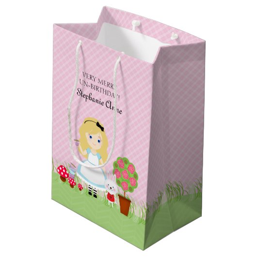 Alice en haar Tea Party Medium Cadeauzakje (Achterkant Gekanteld)