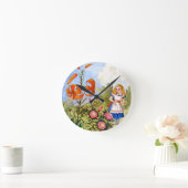 Alice Encounters Talking Flowers in Wonderland Ronde Klok (Huis)