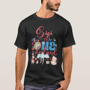 Alice Gigi in een derlands verjaardagsgezin T-shirt