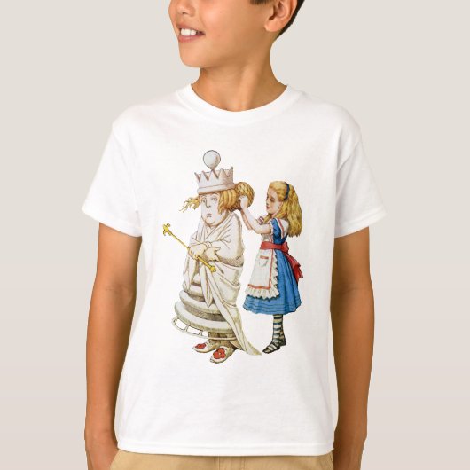 Alice helpt de Witte Koningin in Wonderland T-shirt (Voorkant)