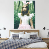 Alice in de mode van het bos Verlopen film mode Canvas Afdruk (Insitu (Slaapkamer))