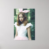 Alice in het bos Mode Verlopen Film Foto Canvas Afdruk (Voorkant)