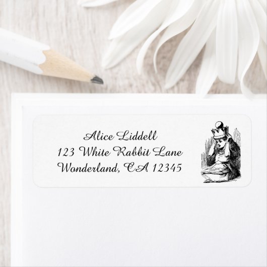 Alice in Wonderland, Alice w Queen's Crown Etiket (Insitu)