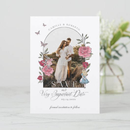 Alice in Wonderland Belangrijke foto van datum Save The Date (Staand voorkant)