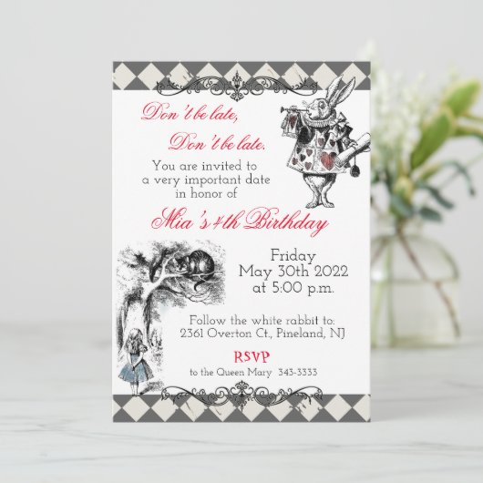 Alice in Wonderland Birthday Invitation Kaart (Staand voorkant)