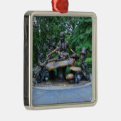 Alice in Wonderland - Central Park NYC Metalen Ornament (Rechts)