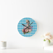 Alice in Wonderland Character on Blue Harlequin Ronde Klok (Huis)
