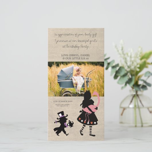 Alice in Wonderland - Hartelijk dank voor uw Baby- Bedankkaart (Staand voorkant)