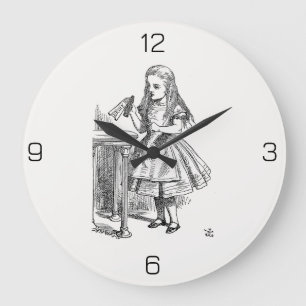 Alice in Wonderland, met de "Drink me"-fles Grote Klok