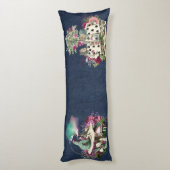 Alice in Wonderland tekenaars op Blue Denim Lichaamskussen (Achterkant (Verticaal))