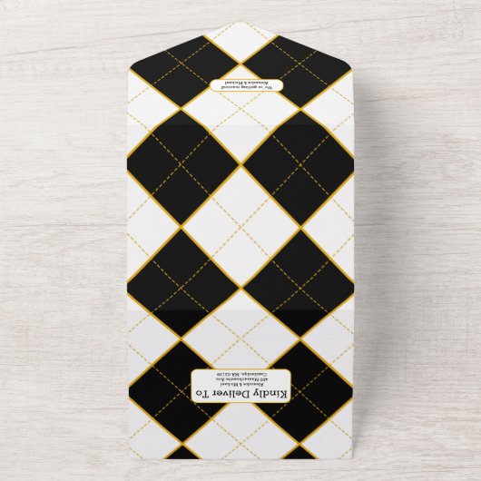 Alice in Wonderland trouwt in één uitnodiging (Buitenkant)