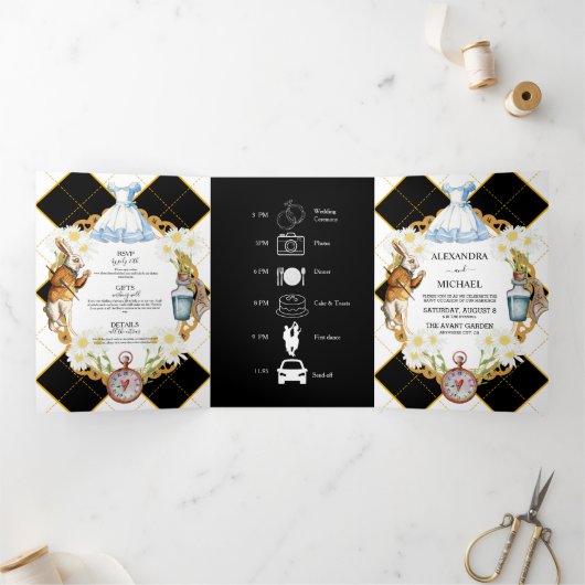 Alice in Wonderland Wedding Tri-Fold Uitnodiging (Binnen)